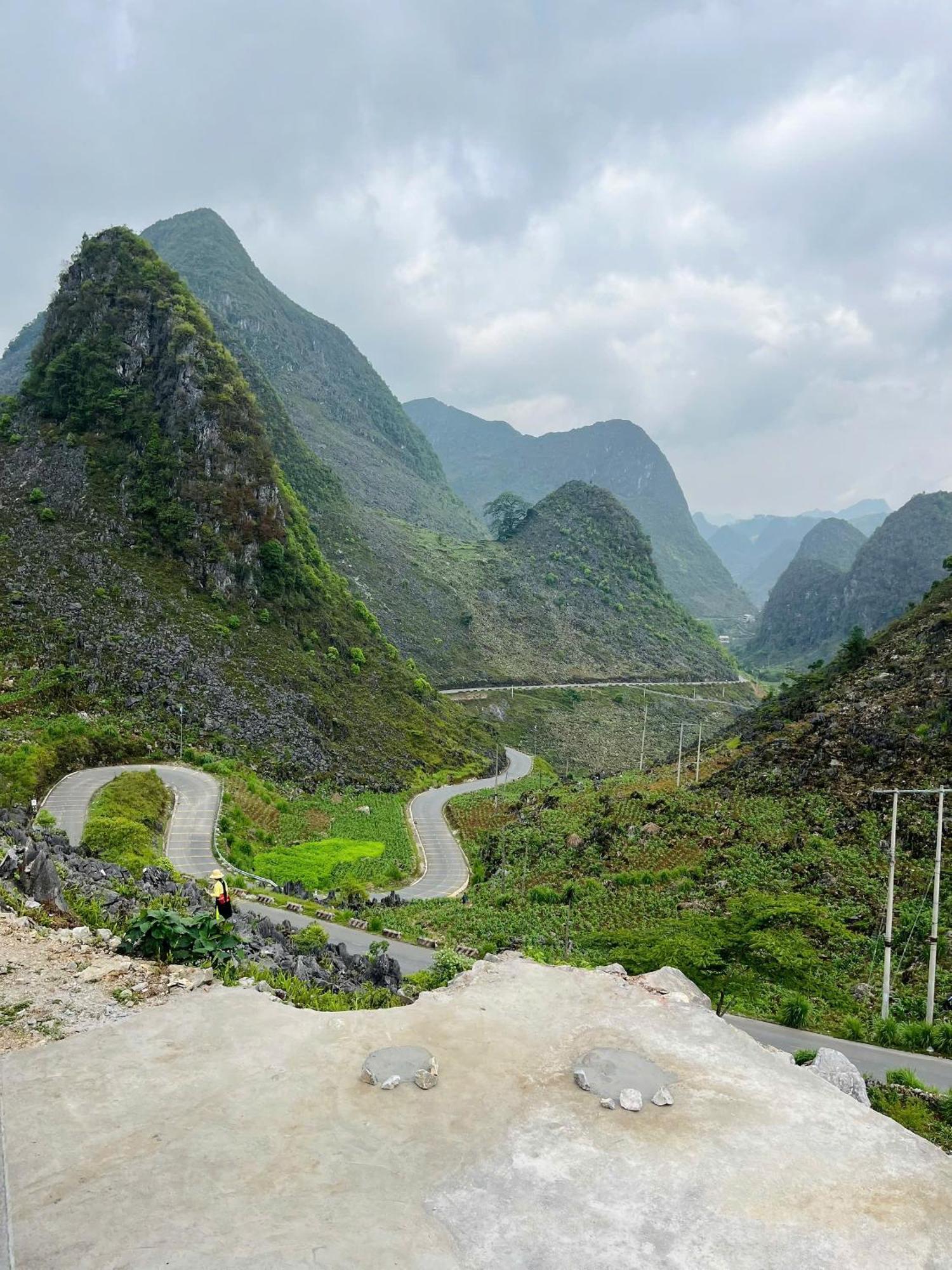 Thuy Anh Hotel Ha Giang Extérieur photo