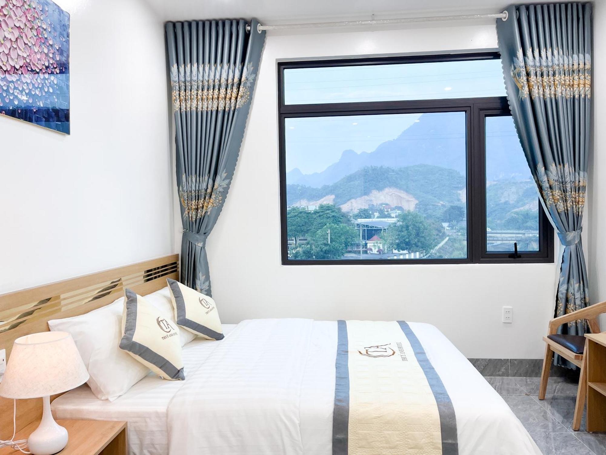 Thuy Anh Hotel Ha Giang Extérieur photo