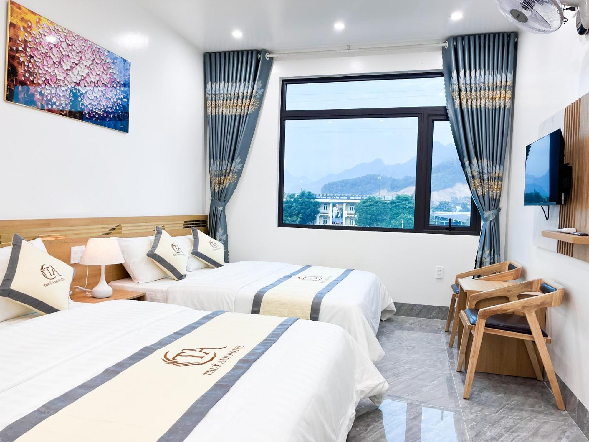 Thuy Anh Hotel Ha Giang Extérieur photo
